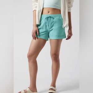 New! Athleta Women's  Farallon Shorts color Gulf Green size XS and M